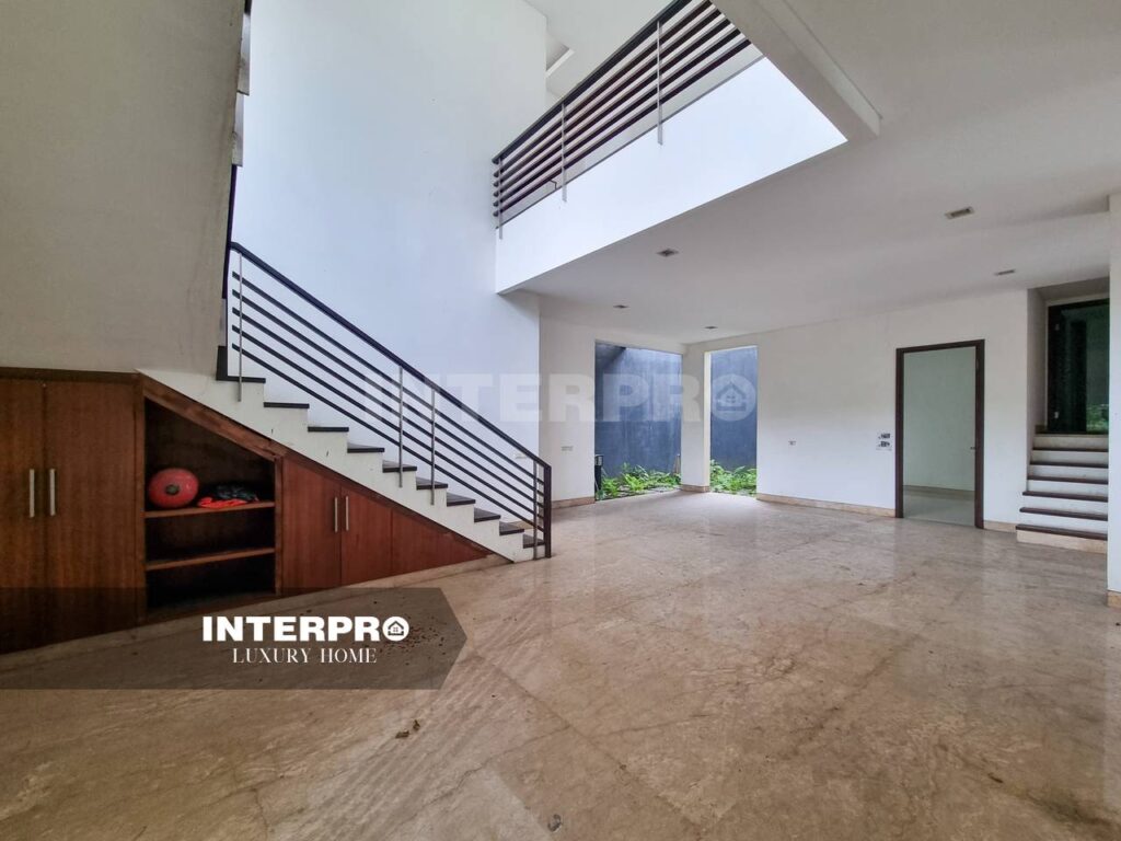 Rumah Dijual Permata Buana Mewah 380m2