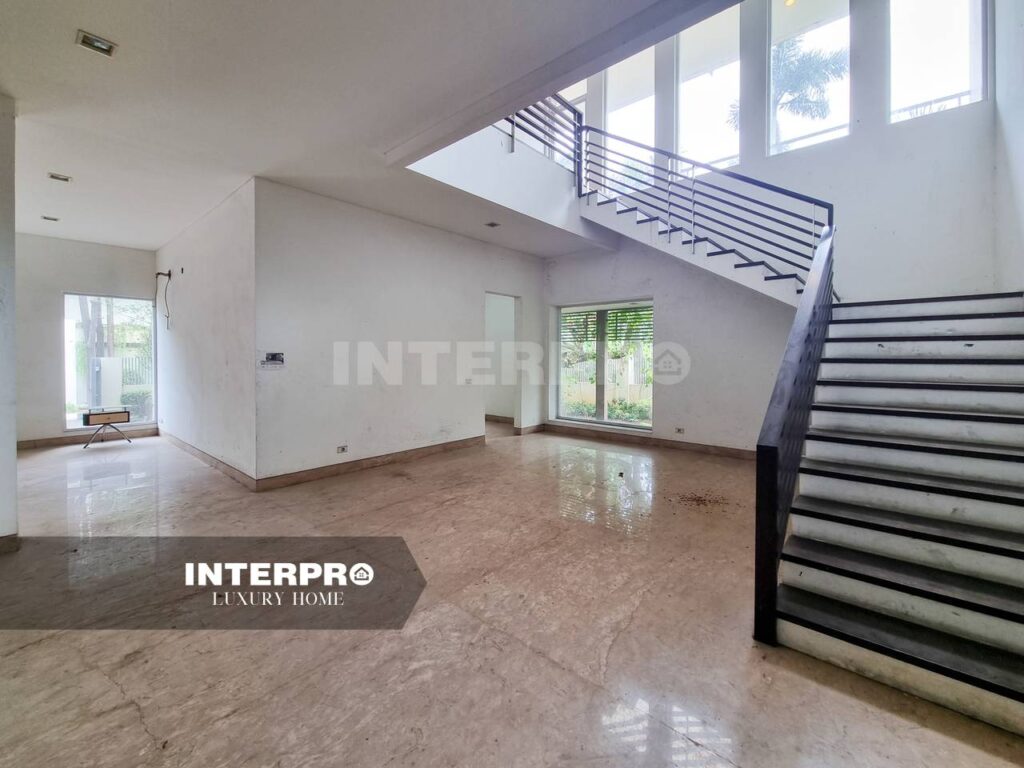 Rumah Dijual Permata Buana Mewah 380m2