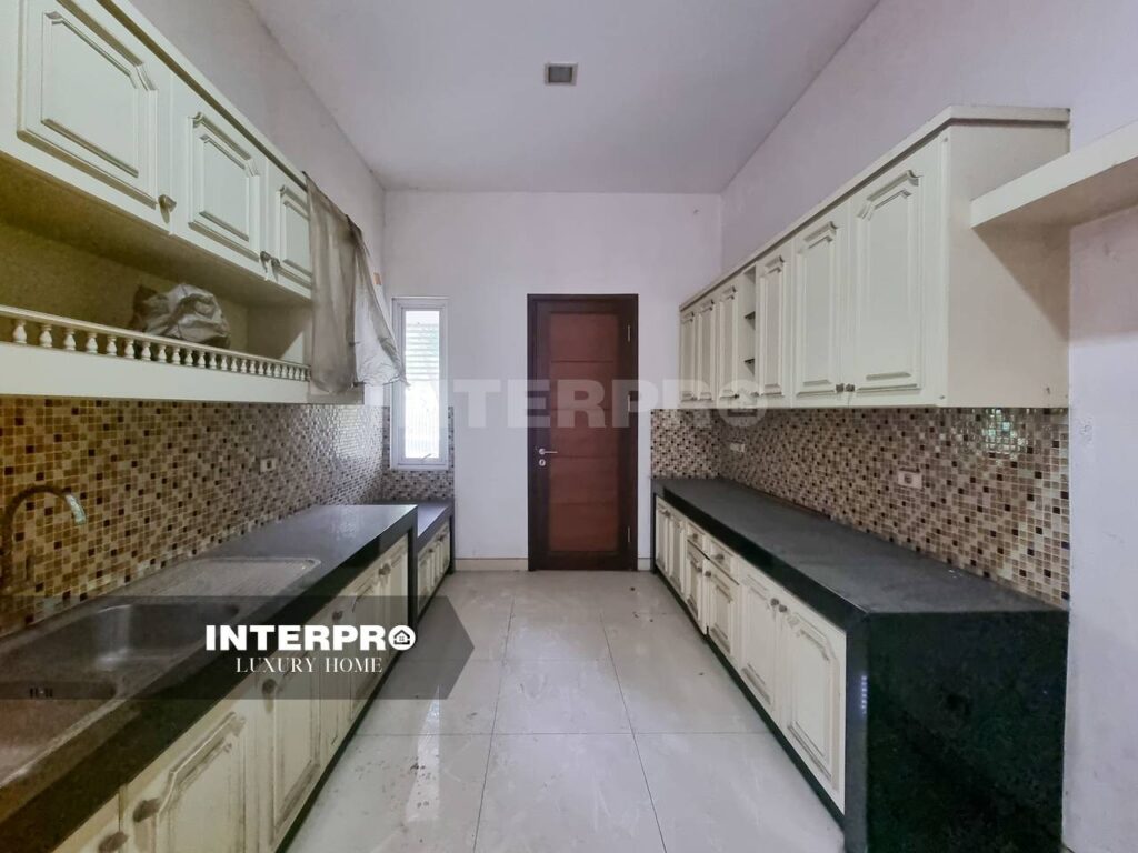 Rumah Dijual Permata Buana Mewah 380m2