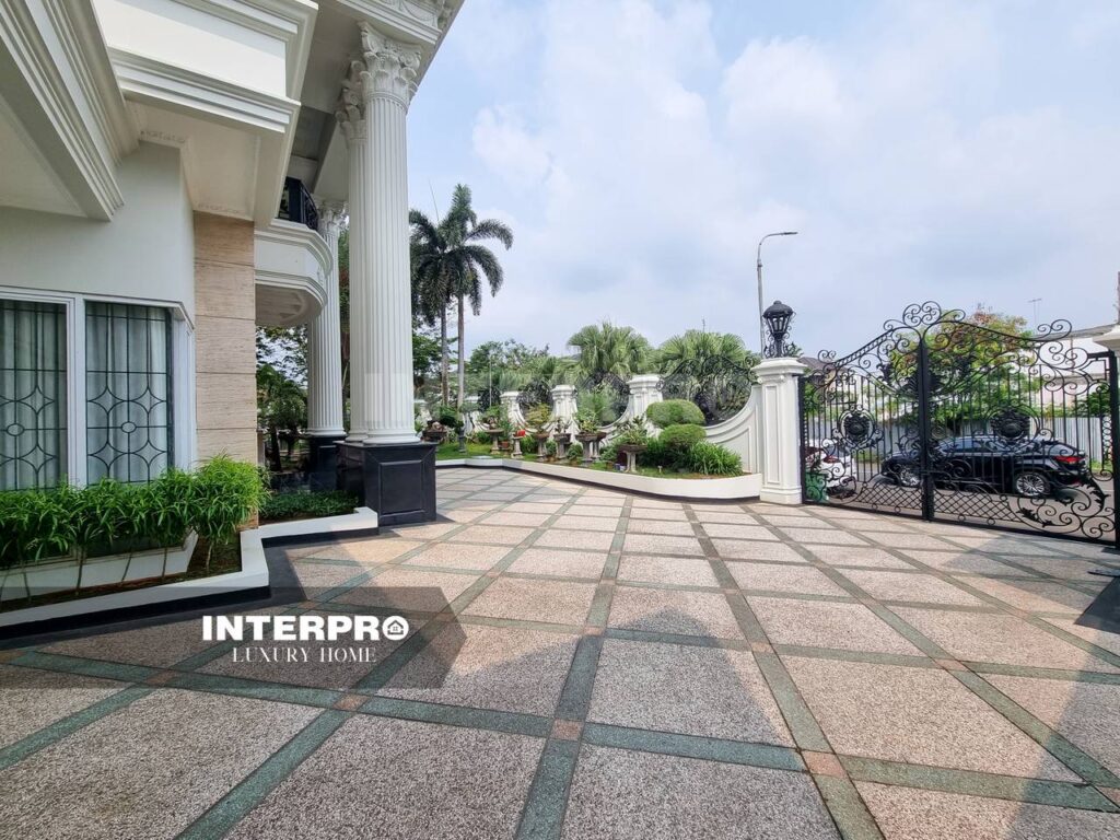 Rumah Mewah Disewakan Intercon Taman kebon jeruk