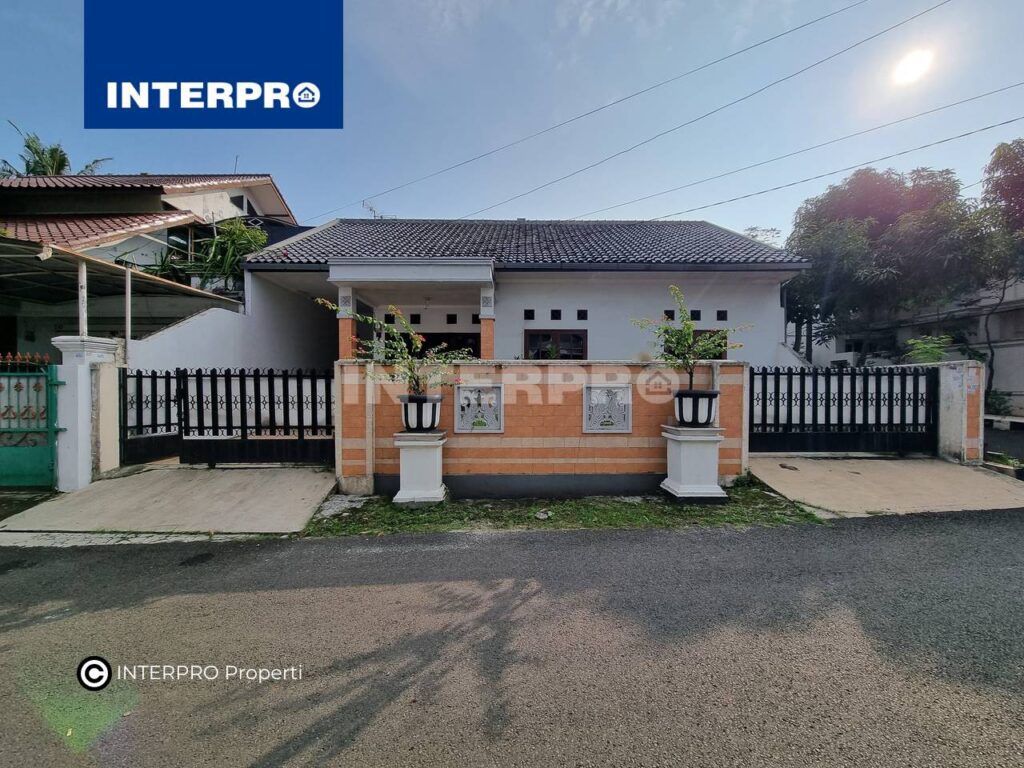 Rumah Hook Komplek Meruya Indah