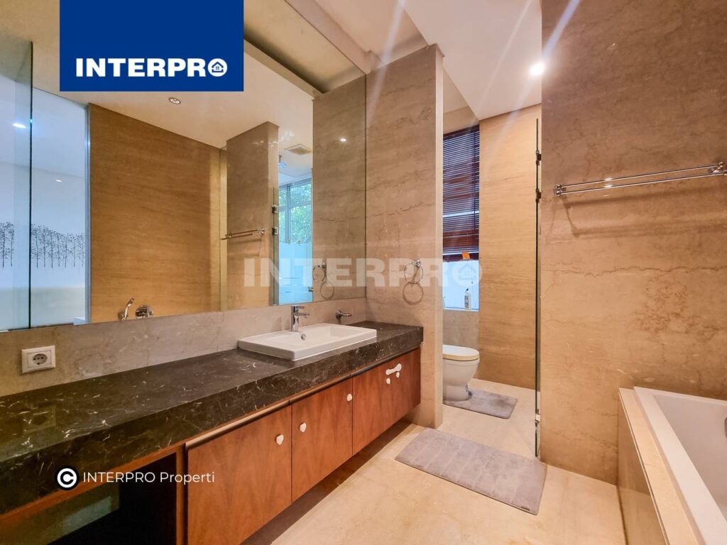 Rumah Townhouse Residence 28