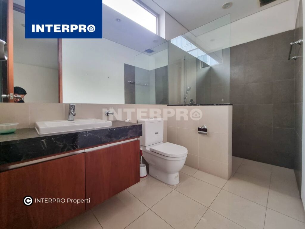Rumah Townhouse Residence 28