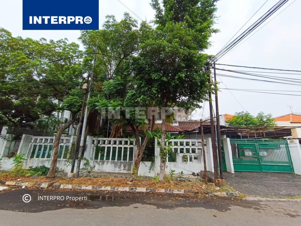 Rumah Semi furnished 2 lantai Greenville Jakarta Barat