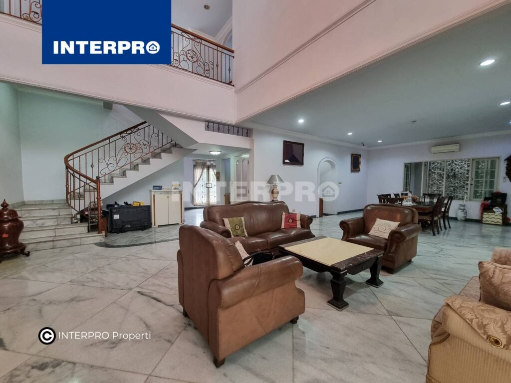 Rumah Mewah 2 lantai Puri Indah Jakarta Barat