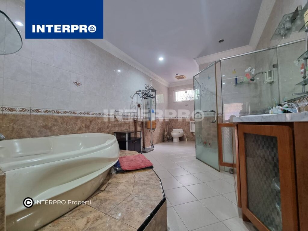 Rumah Mewah 2 lantai Puri Indah Jakarta Barat