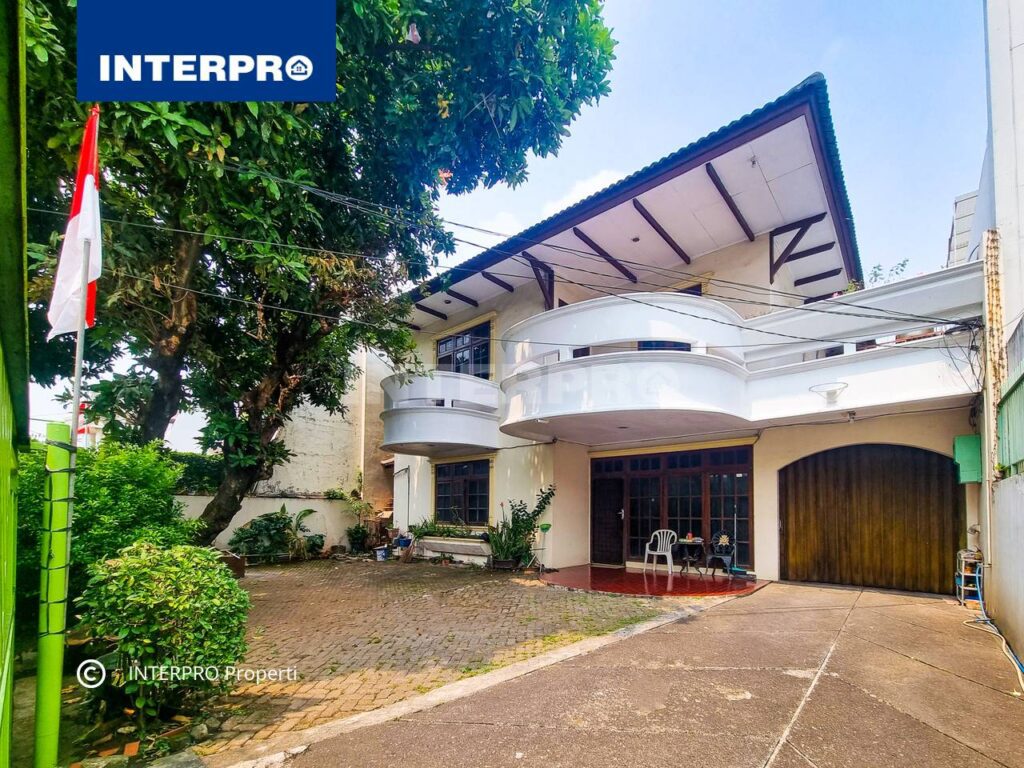 Rumah 2 lantai Sunrise Garden Jakarta Barat