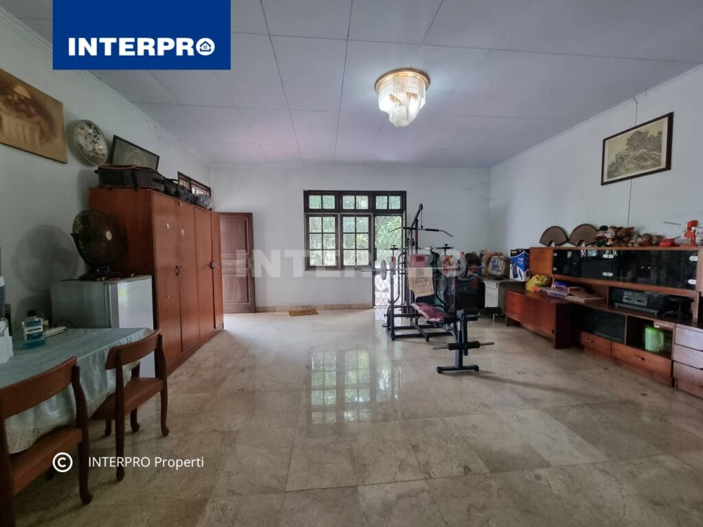Rumah 2 lantai Sunrise Garden Jakarta Barat