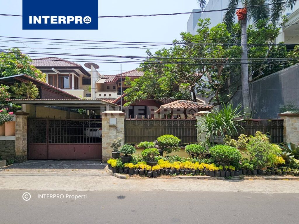 Rumah 2 lantai Taman Kedoya Baru Jakarta Barat
