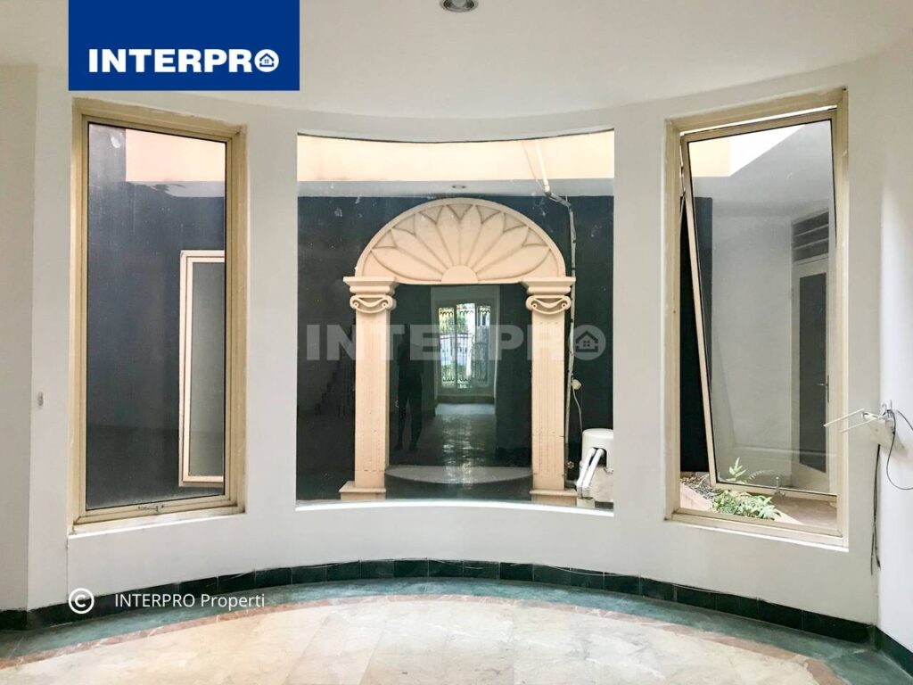 Rumah 2 lantai Tama Kedoya Baru Jakarta Barat