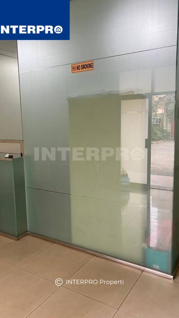 Ruko Citta Graha dijual Jl Kebon Jeruk Jakarta Barat