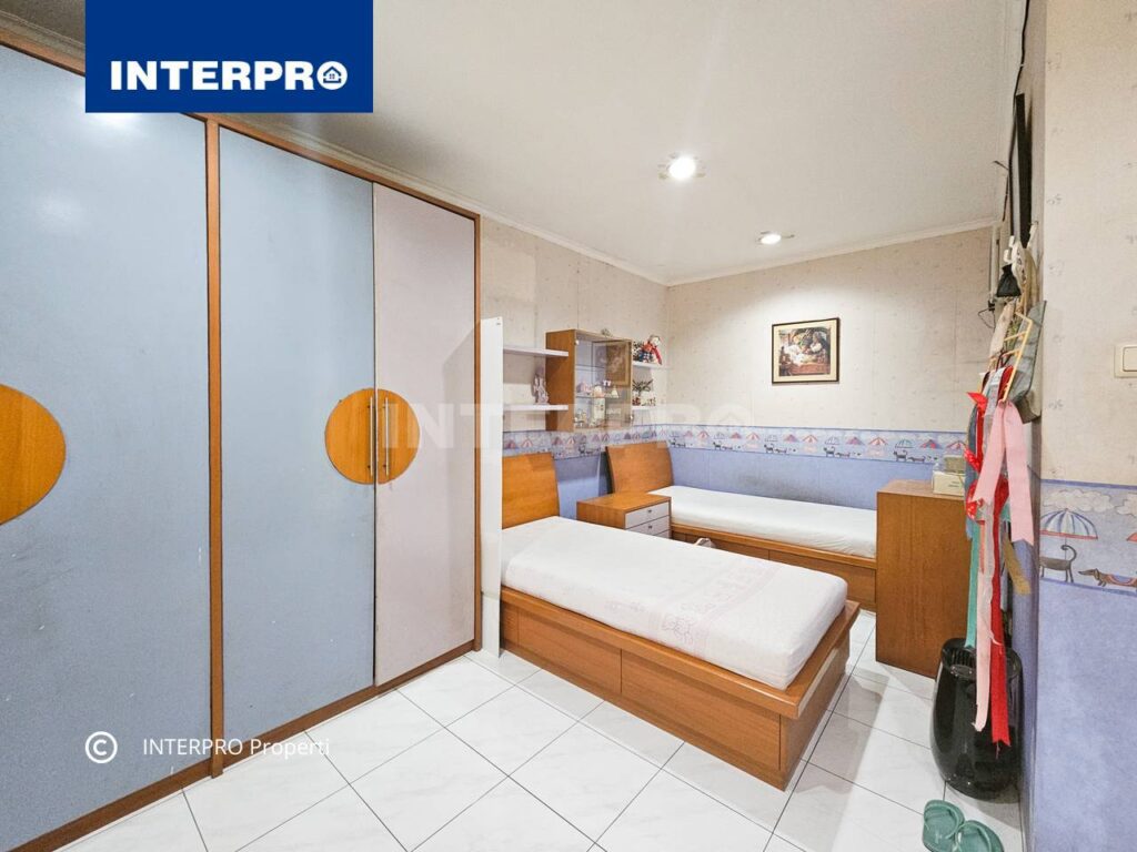Rumah Dijual Taman Meruya Ilir 150m2 Agen INTERPRO