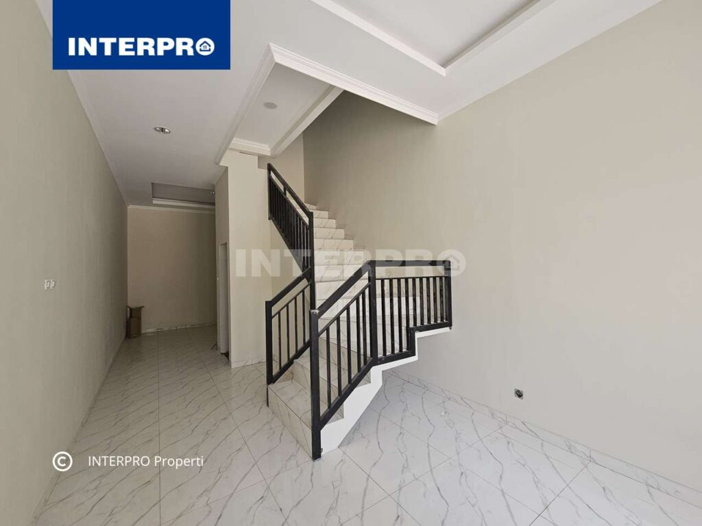 Rumah Minimalis Modern Taman Ratu Jakarta Barat