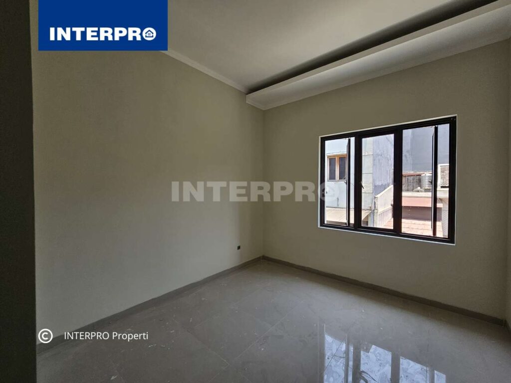 Rumah Minimalis Modern Taman Ratu Jakarta Barat