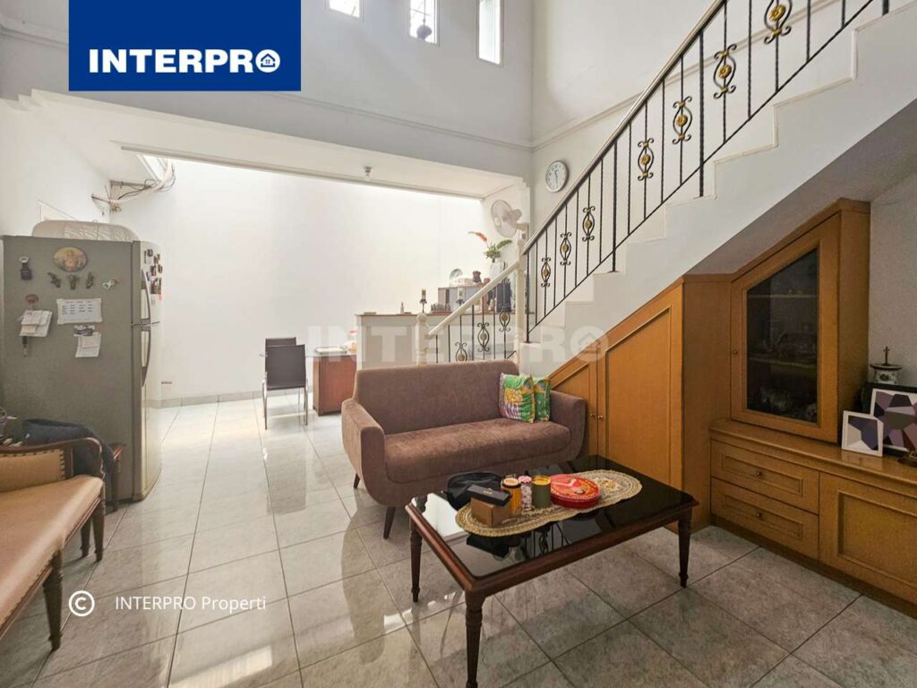 Rumah Dijual Permata Buana Agen Properti