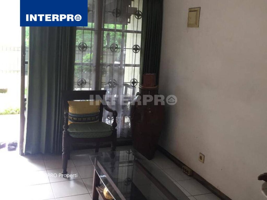 Rumah 2 lantai Villa Kelapa Dua Jakarta Barat