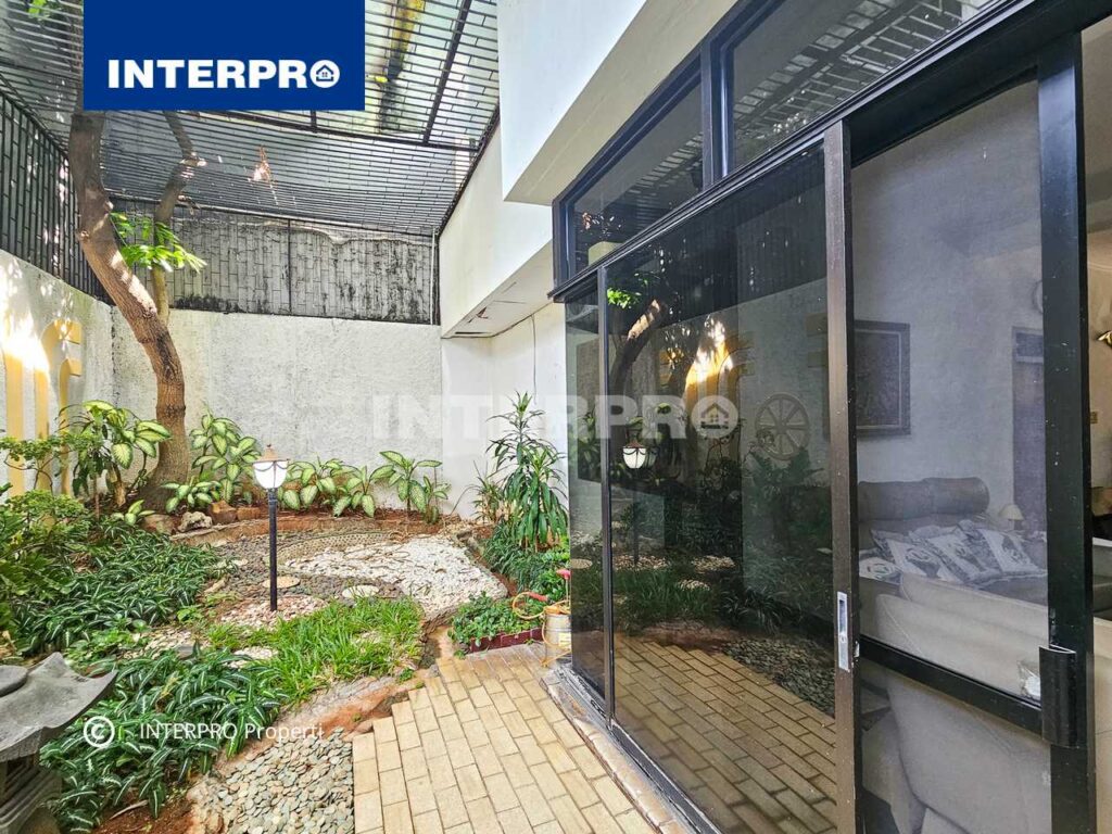 Rumah 2 lantai Siap huni Sunrise Garden Jakarta Barat