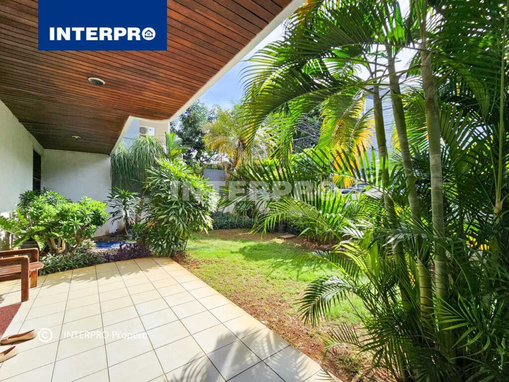 Rumah 2 lantai Siap huni Sunrise Garden Jakarta Barat