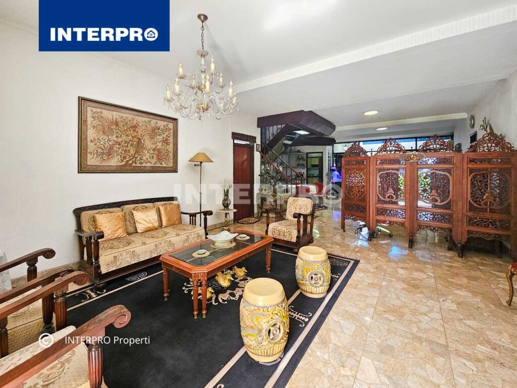 Rumah 2 lantai Siap huni Sunrise Garden Jakarta Barat