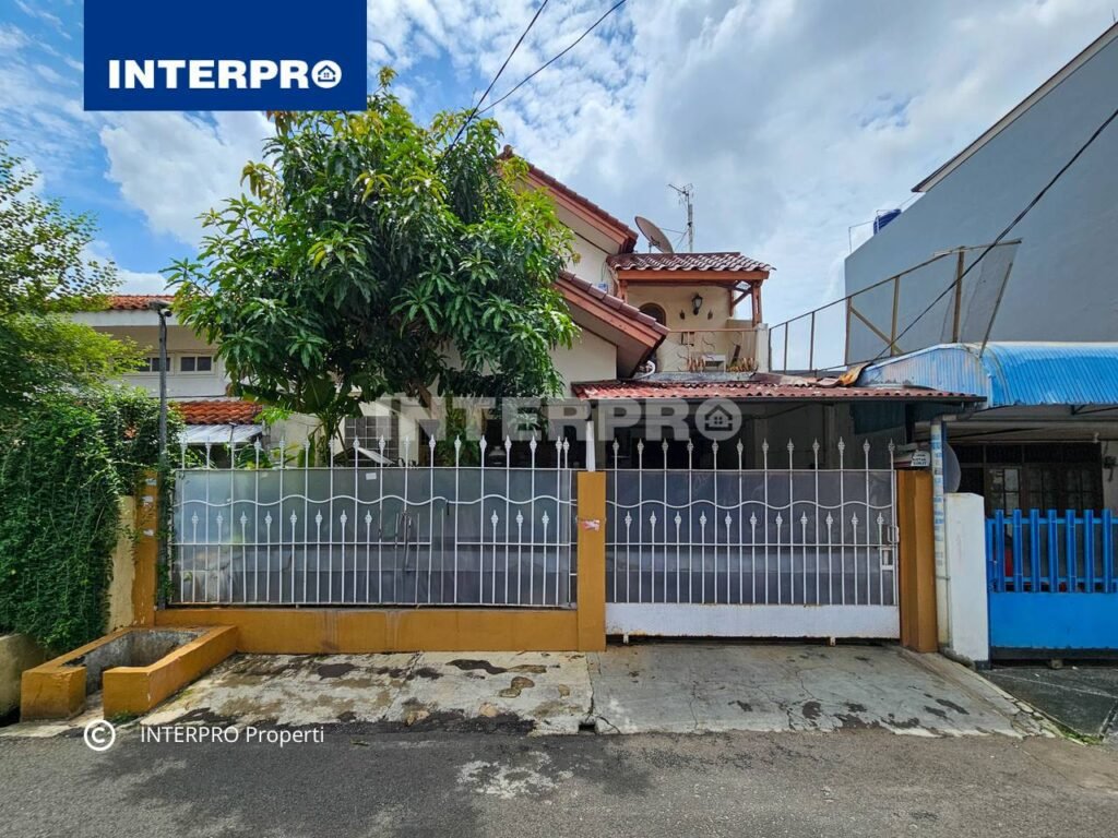 Rumah Siap huni 2 lantai Taman Meruya Ilir Jakarta Barat