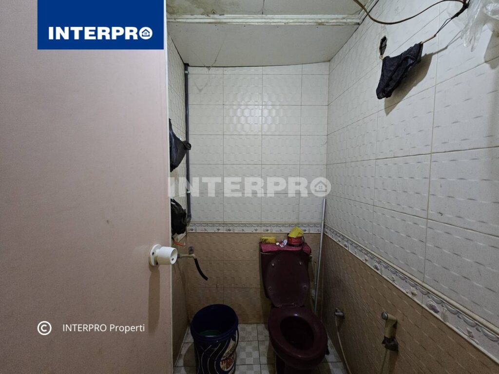 Rumah Jual hitung tanah Taman Ratu Jakarta Barat