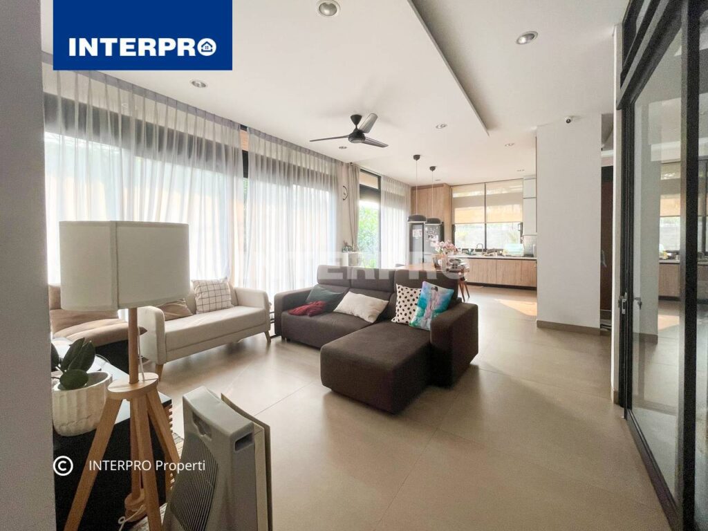 Rumah Mewah Dijual Citra Garden 2 Jakarta Barat