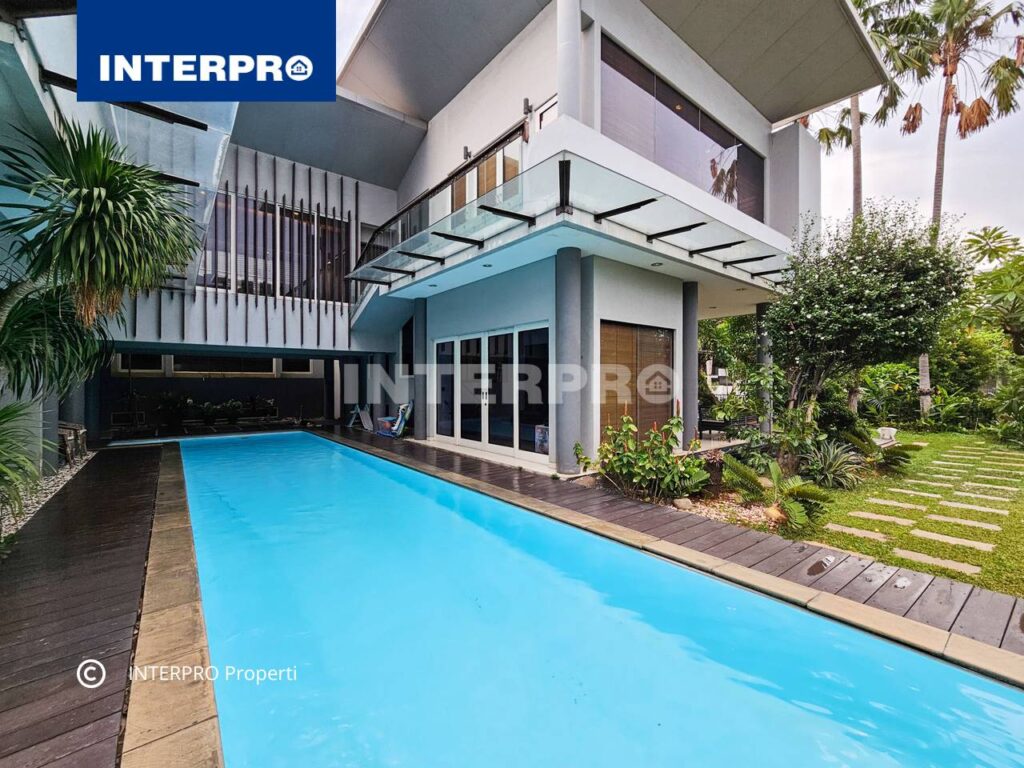 Rumah Mewah Permata Buana Dijual Agen Properti INTERPRO