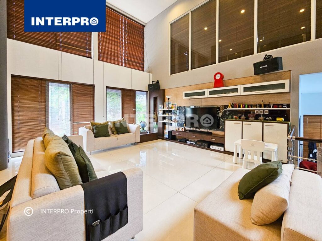 Rumah Mewah Permata Buana Dijual Agen Properti INTERPRO
