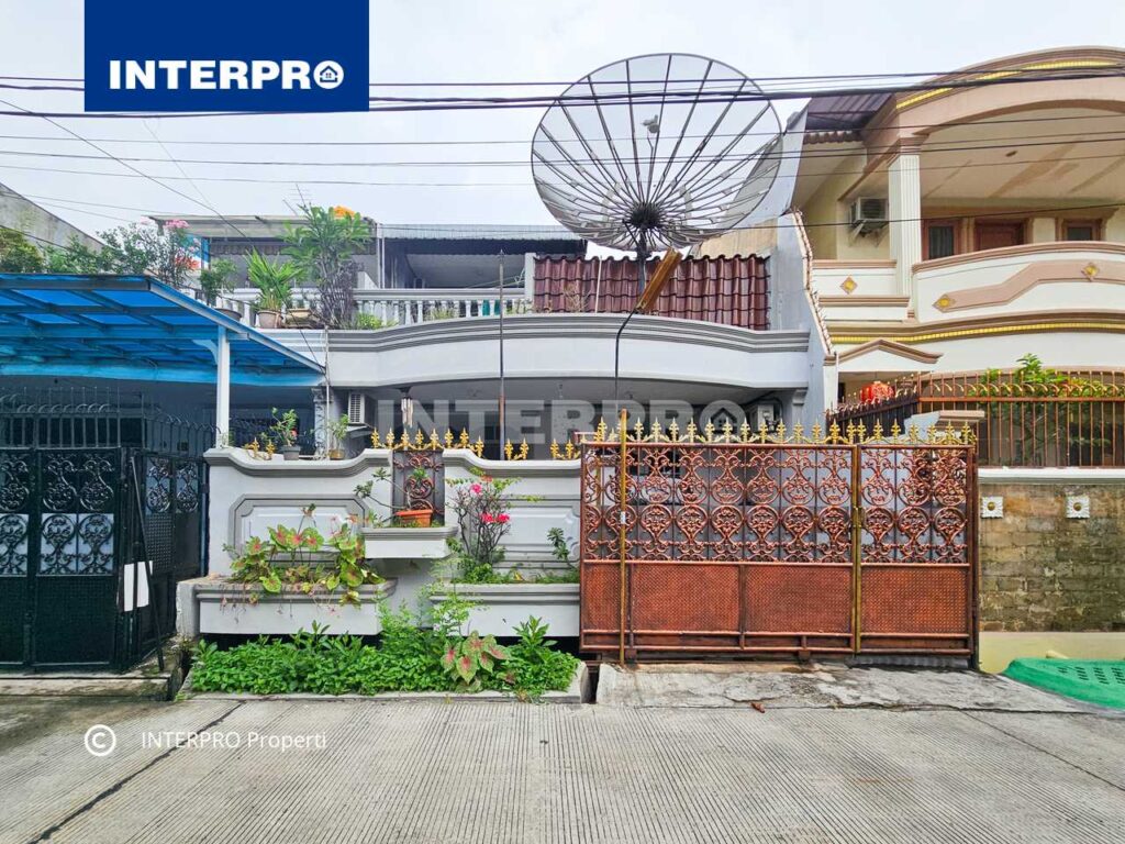 Rumah 2 lantai Sunrise Garden Jakarta Barat