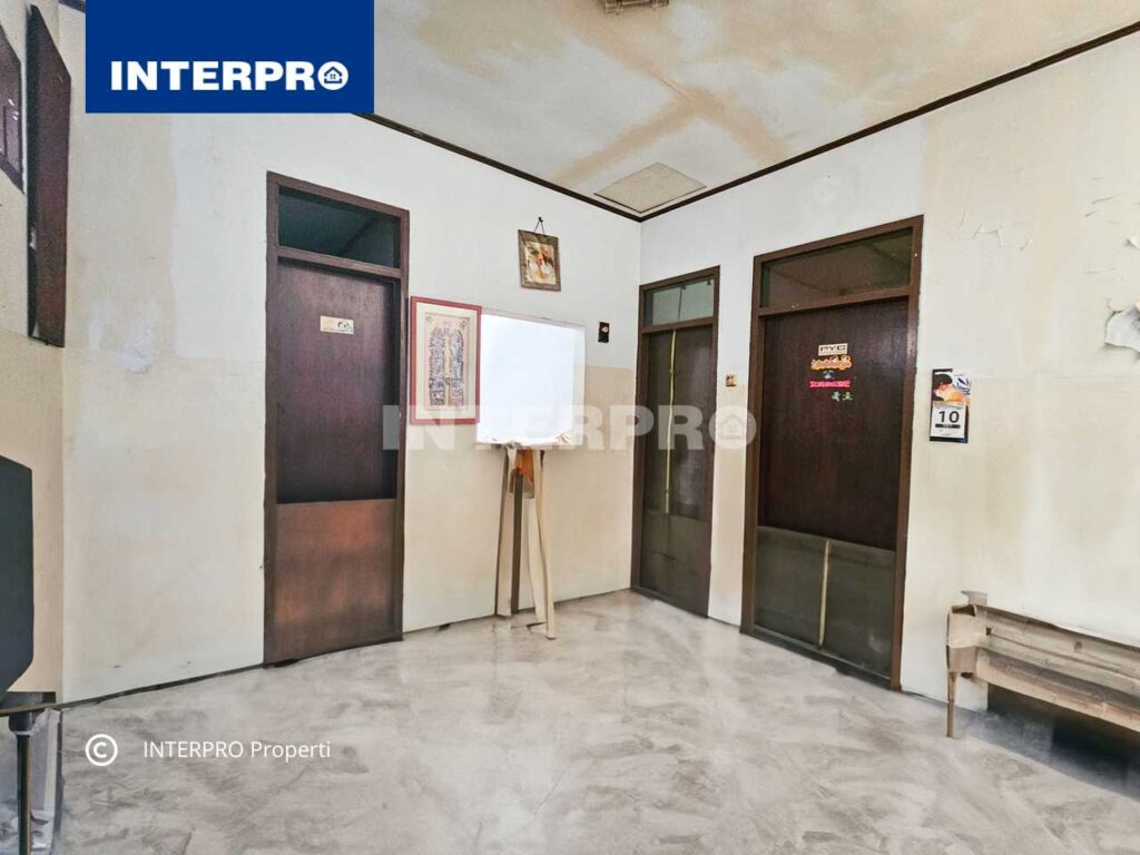 Rumah 2 lantai Sunrise Garden Jakarta Barat