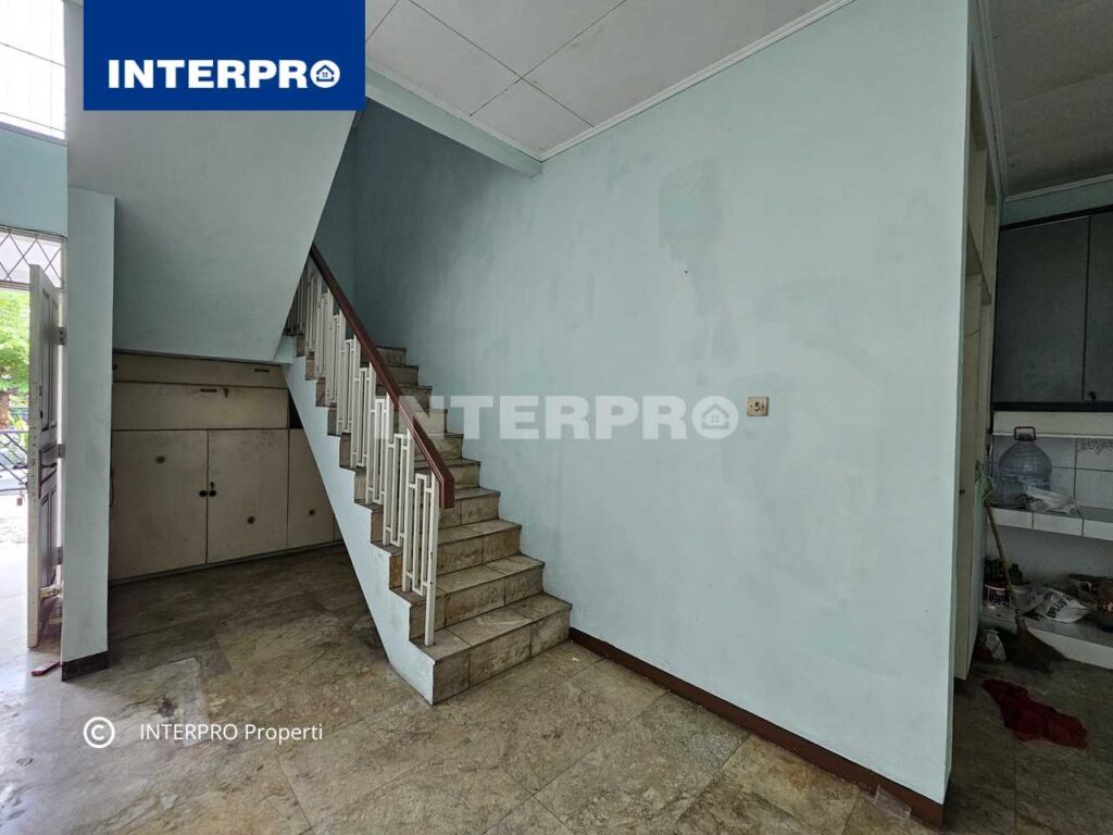 Rumah Disewakan Intercon Taman Kebon Jeruk