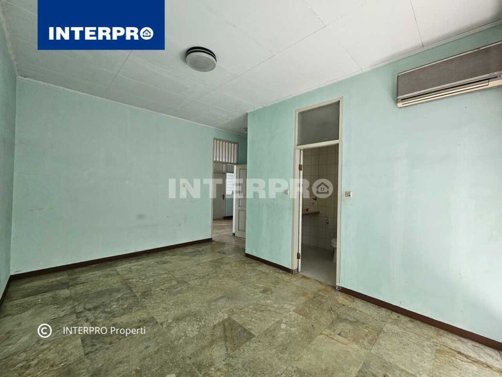 Rumah Disewakan Intercon Taman Kebon Jeruk