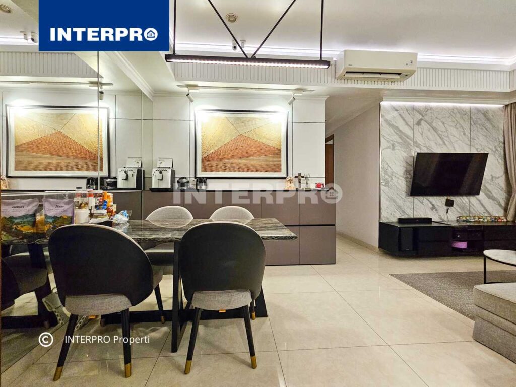 Apartemen Dijual Taman Anggrek Residence Tower Azalea 3 BR