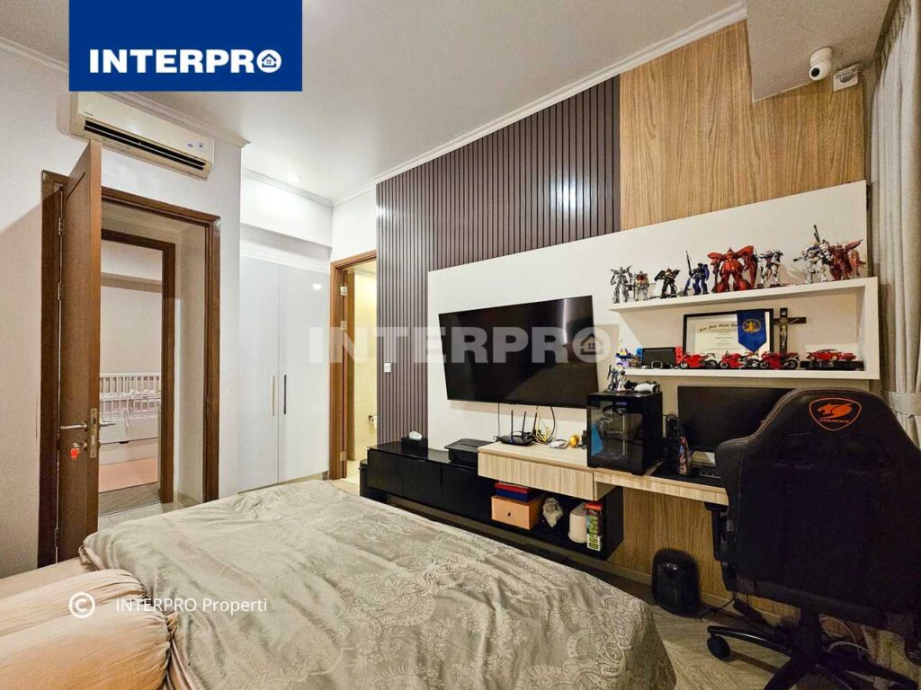 Apartemen Dijual Taman Anggrek Residence Tower Azalea 3 BR