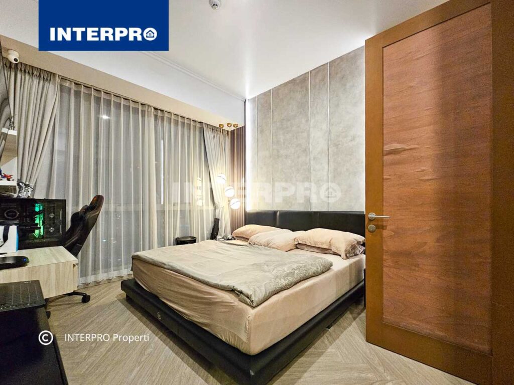 Apartemen Dijual Taman Anggrek Residence Tower Azalea 3 BR