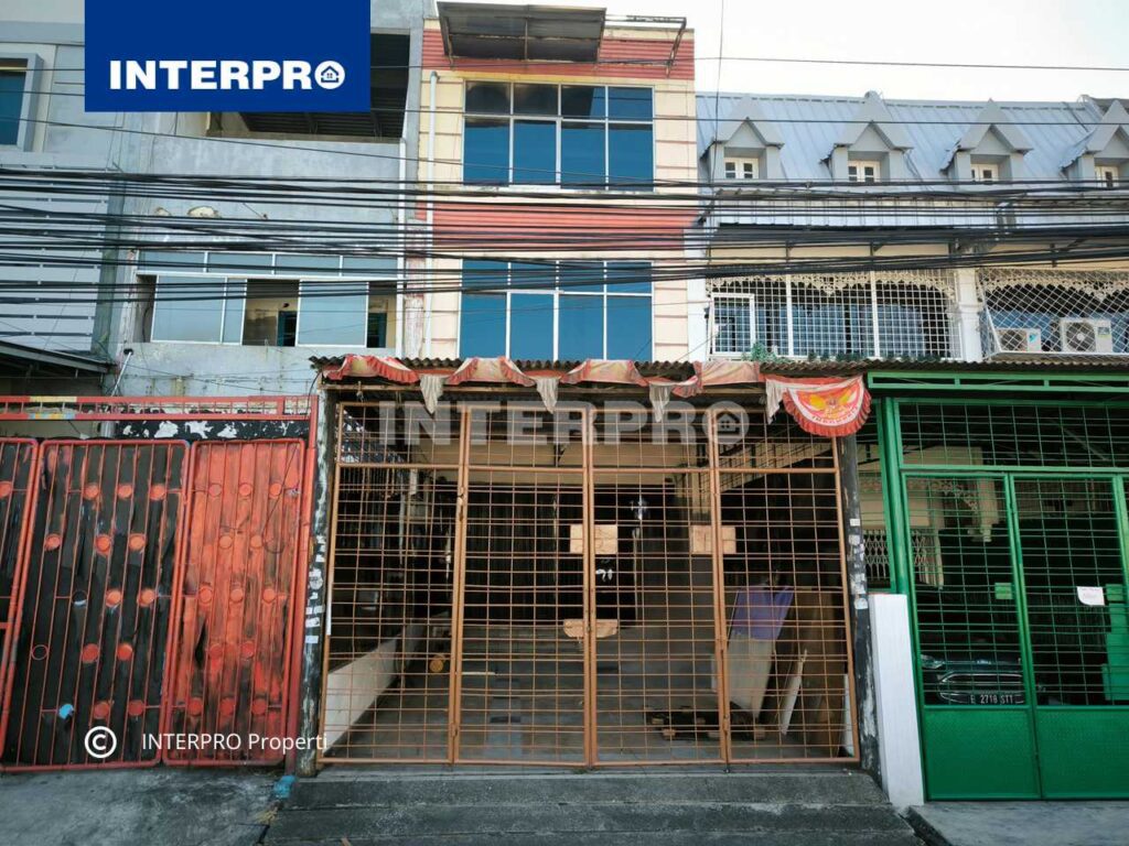 Ruko 3,5 lantai Taman Ratu Jakarta Barat