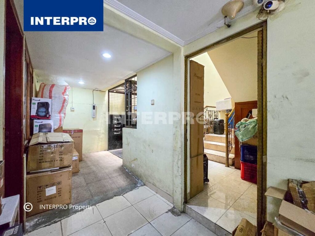 Rumah Minimalis 3 lantai Duri Kepa Jakarta Barat