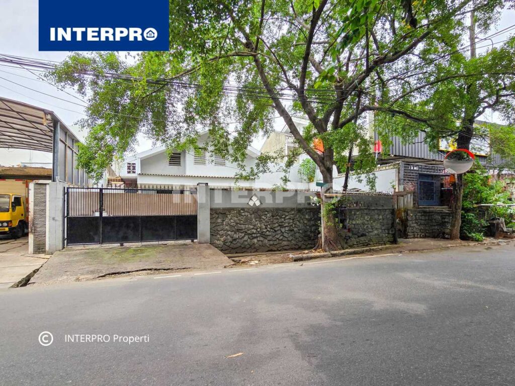 Rumah 2 lantai Duri kepa Jakarta Barat