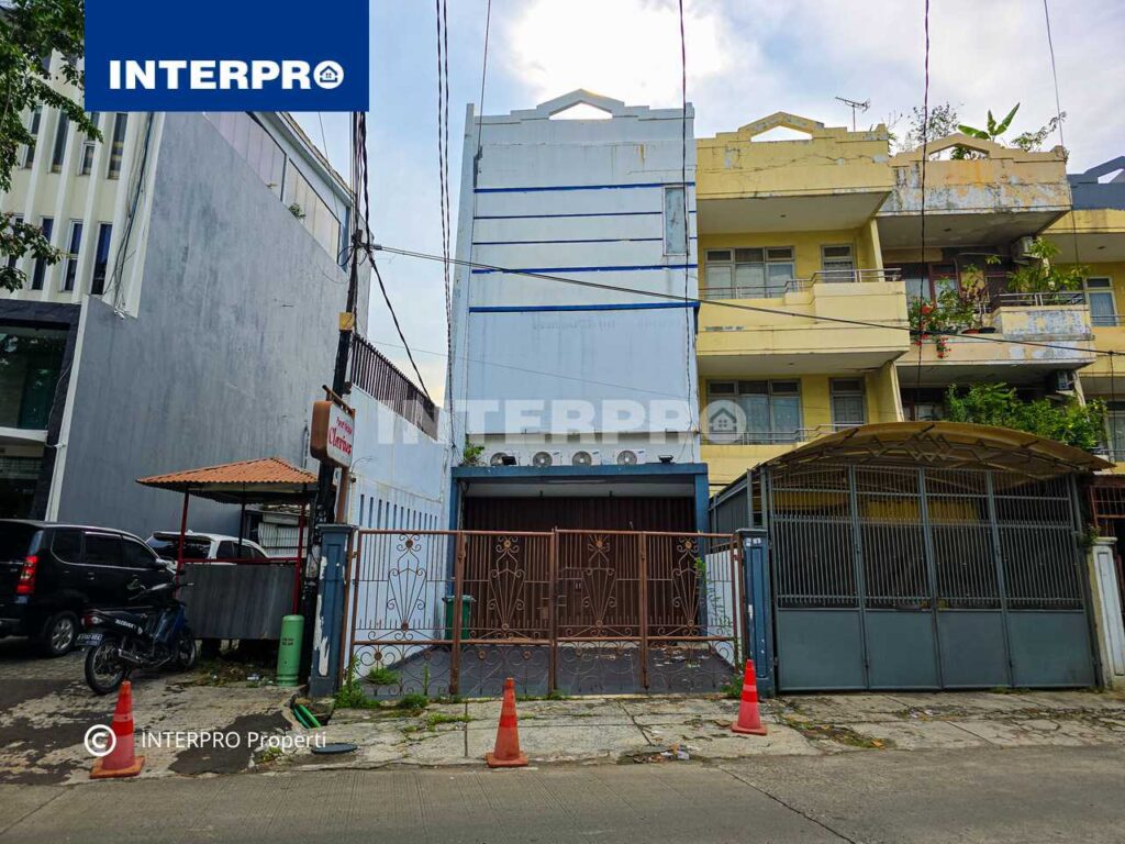 Ruko 3 lantai Sunrise Garden Jakarta Barat