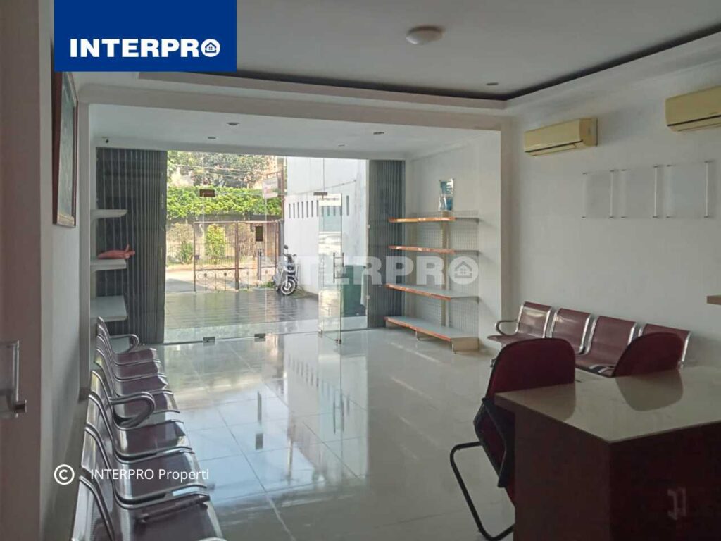 Ruko 3 lantai Sunrise Garden Jakarta Barat