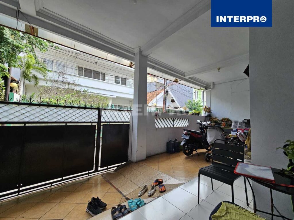 Rumah Dijual Hitung Tanah Tomang Jakarta Barat