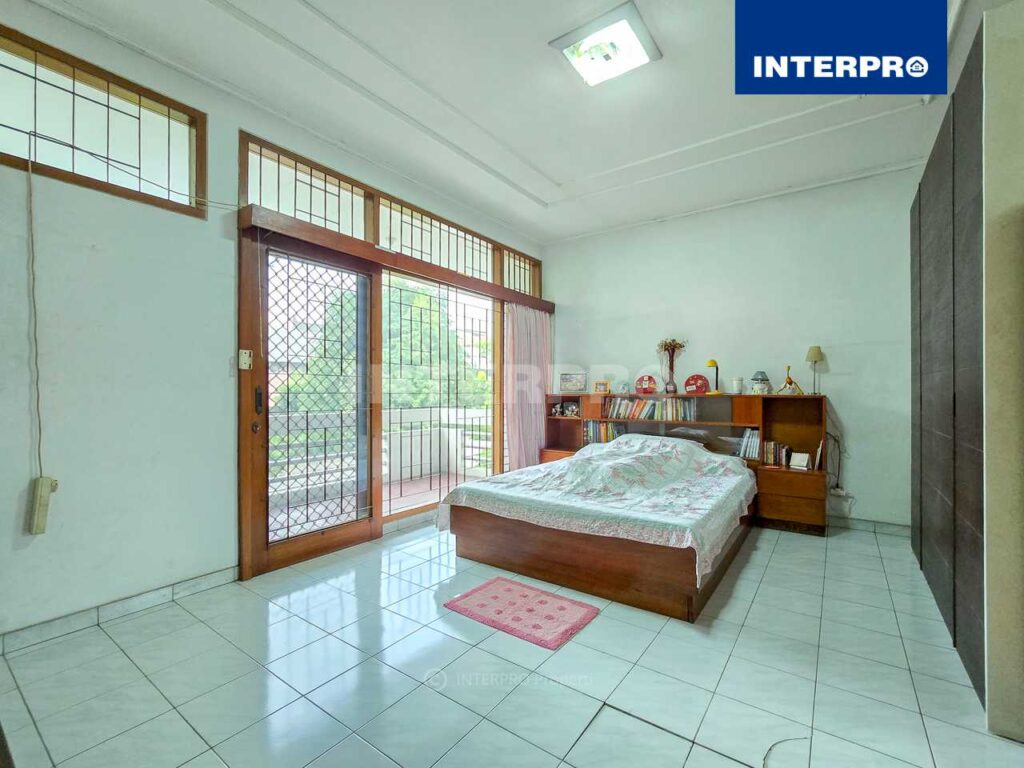 Rumah Hook Siap Huni Green Garden Jakarta Barat