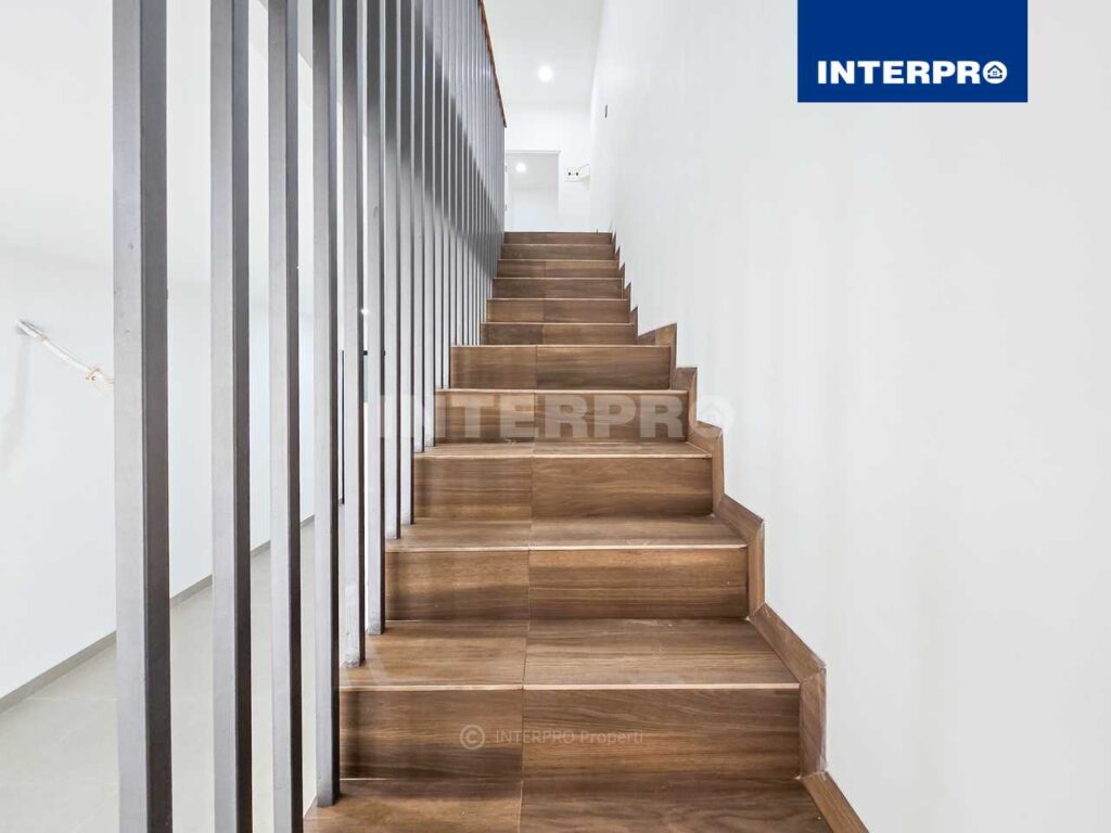 Rumah Baru Minimalis Modern Green Ville Jakarta Barat