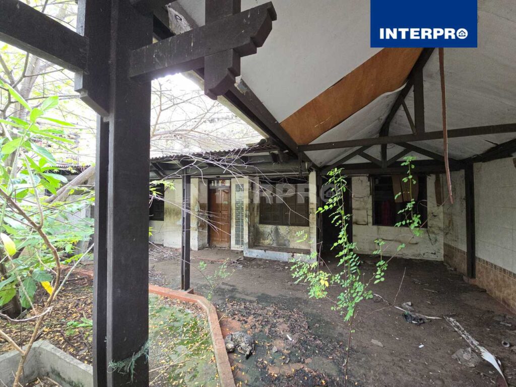 Rumah dijual Hitung Tanah Taman Ratu Jakarta Barat