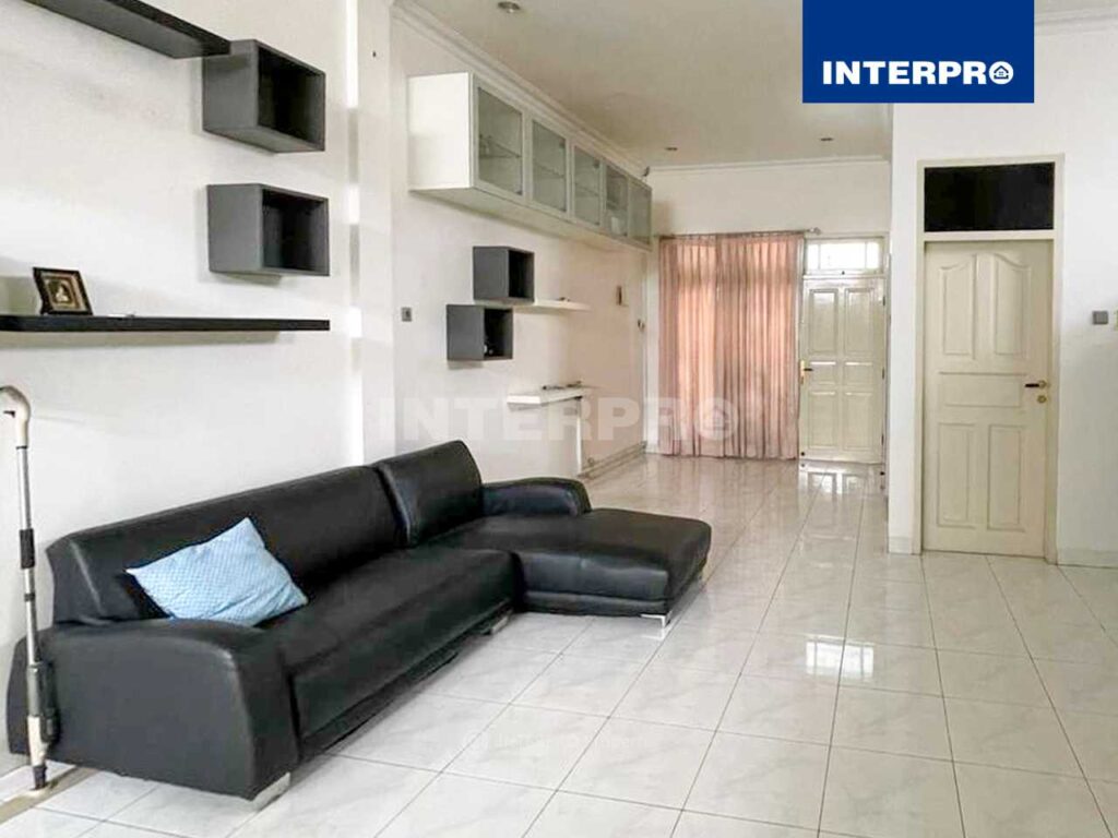 Rumah Furnished 2 lantai Taman Permata Indah Jelambar