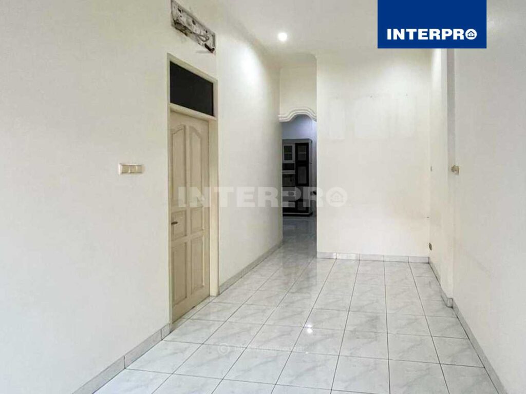 Rumah Furnished 2 lantai Taman Permata Indah Jelambar