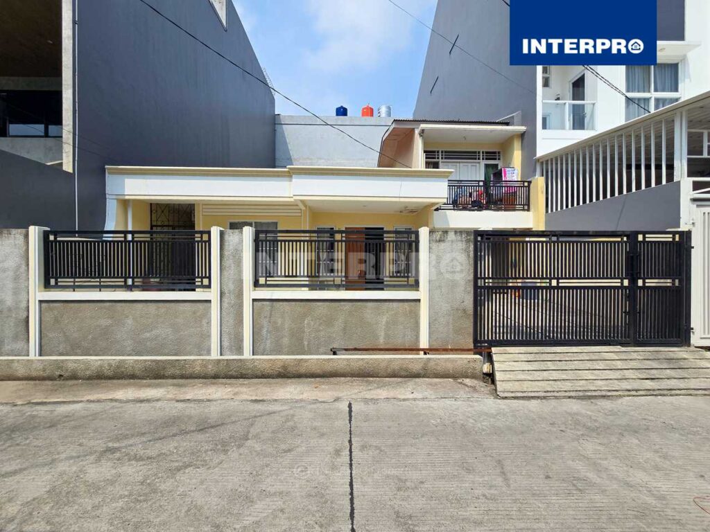 Rumah Siap Huni di Green Ville Jakarta Barat