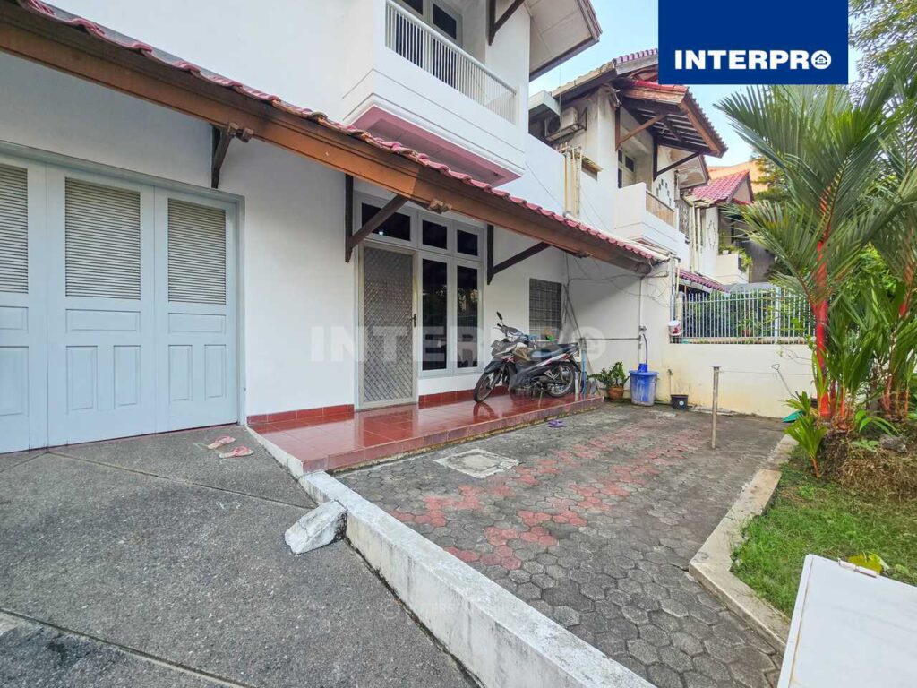 Rumah Dijual Puri Kencana Kembangan 180m2