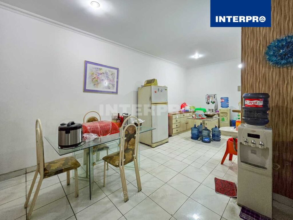 Rumah Dijual Puri Kencana Kembangan 180m2