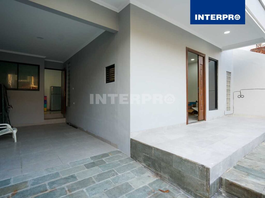 Rumah Dijual Puri Kencana Luas 135m2